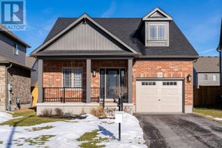 Detached House for Sale, 13 Maidens Cres, Collingwood, ON