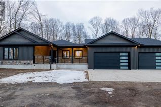 Detached House for Sale, 2008 Witmer Road, Petersburg, ON