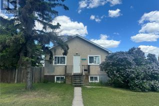 House for Sale, 2002 20th Street W, Saskatoon, SK