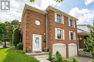 Townhouse for Sale, 85 Albright Rd #1, Hamilton, ON