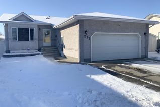 Bungalow for Sale, 212 Norwood Co, Wetaskiwin, AB
