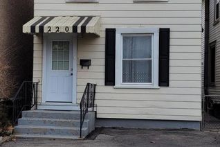 Detached House for Sale, 220 Belmont Avenue, Hamilton, ON