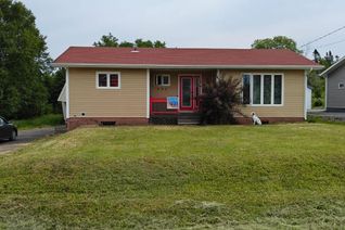 Bungalow for Sale, 395 Main Street, Birchy Bay, NL