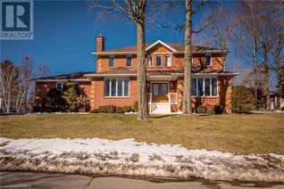 Detached House for Sale, 542 Rankin Crescent, Kingston, ON