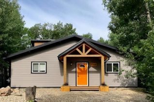 House for Sale, 714 9th Street, White Bear Lake, SK