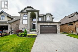 Detached House for Sale, 8 Tuscany Court, St. Catharines, ON