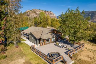 House for Sale, 340 Sahlstrom Road, Castlegar, BC
