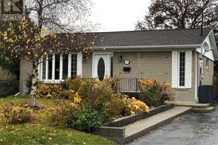 Bungalow for Rent, 927 Centre St N #Main, Whitby, ON
