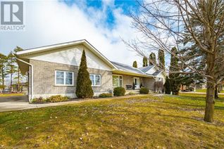 Bungalow for Sale, 350 E Wellington Street, Mount Forest, ON