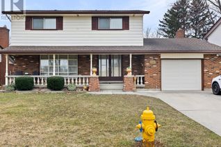 Detached House for Sale, 2751 Armstrong Avenue, Windsor, ON