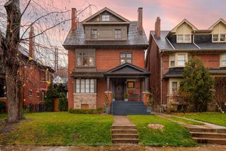Detached House for Sale, 24 St Andrews Gdns, Toronto, ON