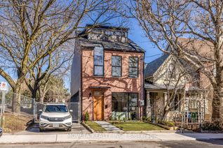 Detached House for Sale, 31 Lippincott St, Toronto, ON
