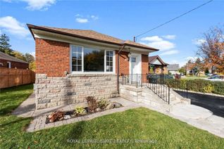 Detached House for Rent, 35 Archwood Cres, Toronto, ON