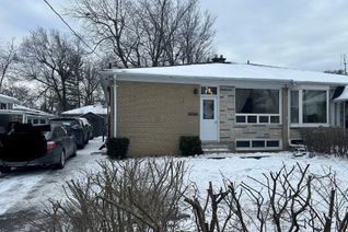 Semi-Detached House for Sale, 307 Axminster Dr, Richmond Hill, ON
