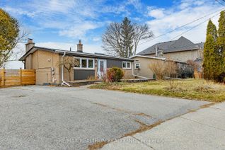 Bungalow for Sale, 292 Essex Ave, Richmond Hill, ON