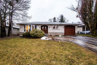 Detached House for Sale, 71 Devins Dr, Aurora, ON