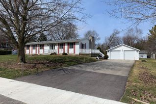 Bungalow for Sale, 16 Elma St, Blue Mountains, ON