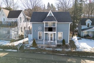 Detached House for Sale, 35 Main St W, Huntsville, ON
