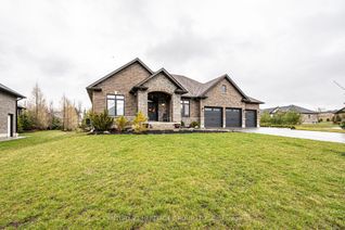 Detached House for Sale, 158 Mennill Dr W, Springwater, ON