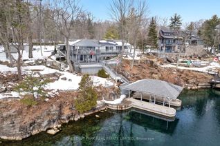 Detached House for Sale, 35 Riverview Dr, Leeds & the Thousand Island, ON