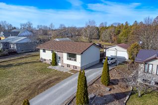 House for Sale, 35 Riverside Dr, Kawartha Lakes, ON