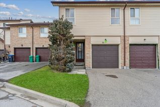 Townhouse for Sale, 56 Collins Cres N #55, Brampton, ON