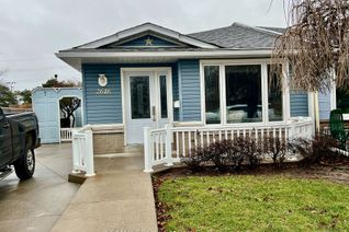 Semi-Detached House for Sale, 2646 Widemarr Rd, Mississauga, ON