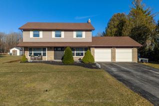 Detached House for Sale, 28 Manvers Dr, Kawartha Lakes, ON