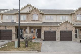 Freehold Townhouse for Sale, 51 Redcedar Cres, Hamilton, ON