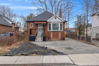 Bungalow for Sale, 12 Hollywood St S, Hamilton, ON
