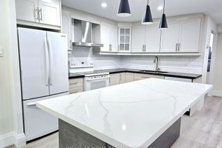 Condo for Rent, 3700 Kaneff Cres #Sph8, Mississauga, ON