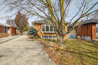 Detached House for Sale, 21 Araman Dr, Toronto, ON