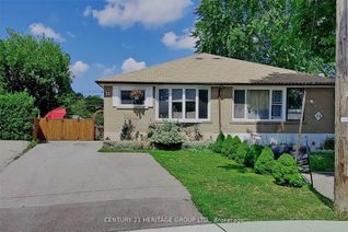 Semi-Detached House for Rent, 34 Kitimat Cres #Main, Aurora, ON