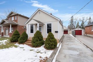 Bungalow for Sale, 72 Henry St, Barrie, ON