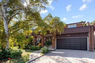 Detached House for Sale, 19 Carmel Crt, Toronto, ON