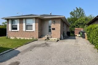 Bungalow for Rent, 2 Dunsfold Dr #Bsmt, Toronto, ON