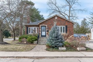 Detached House for Sale, 462 Woodland Ave, Burlington, ON