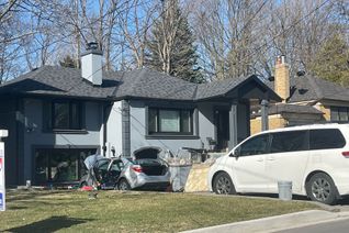 Bungalow for Rent, 8 Colonial Ave, Toronto, ON