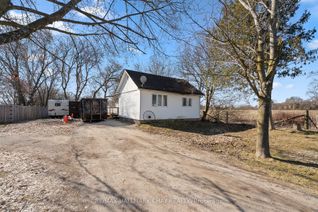 Bungalow for Sale, 1995 Victoria St, Innisfil, ON