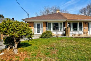 Semi-Detached House for Rent, 40 Pender Cres #Lower, Toronto, ON