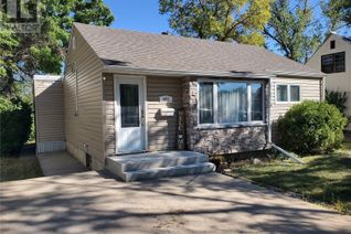 Bungalow for Sale, 427 7th Avenue Nw, Swift Current, SK