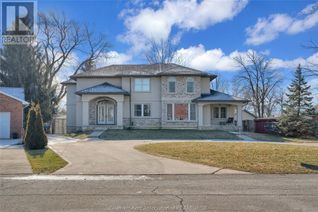 Detached House for Sale, 30 Crerar Drive, Chatham, ON