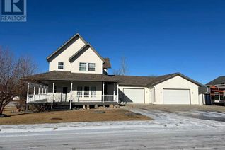 Detached House for Sale, 900 7 Avenue, Fox Creek, AB