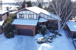 Detached House for Sale, 243 Southgate Crescent, Sudbury, ON