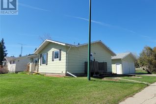 Bungalow for Sale, 411 Broad Street, Cut Knife, SK