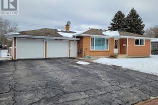 Detached House for Sale, 47 Goodall St, Dryden, ON