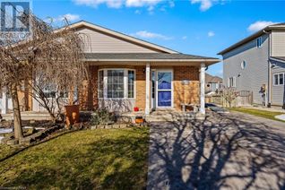 Semi-Detached House for Sale, 17 Waterview Court, Welland, ON