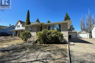 Detached House for Sale, 62 Assiniboia Avenue, Yorkton, SK