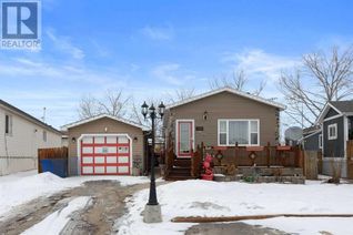 Bungalow for Sale, 185 Card Crescent, Fort McMurray, AB