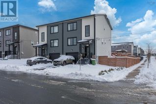 Semi-Detached House for Sale, 3 Titanium Crescent, Halifax Regional Municipality, NS